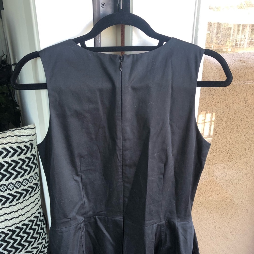 🐕 NWOT GAP fit and flare cotton dress - Picture 8 of 10